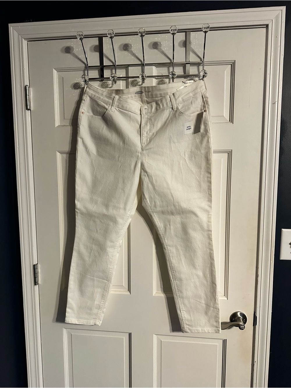 NWT Women’s Size 18 Old Navy White Skinny Jeans